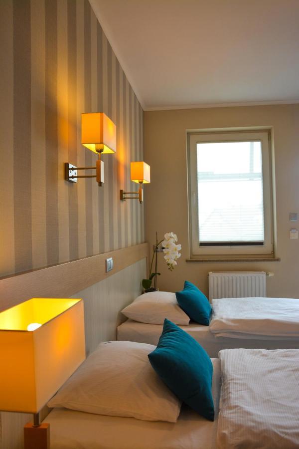 Restauracja 32 Motel Грифіце Екстер'єр фото