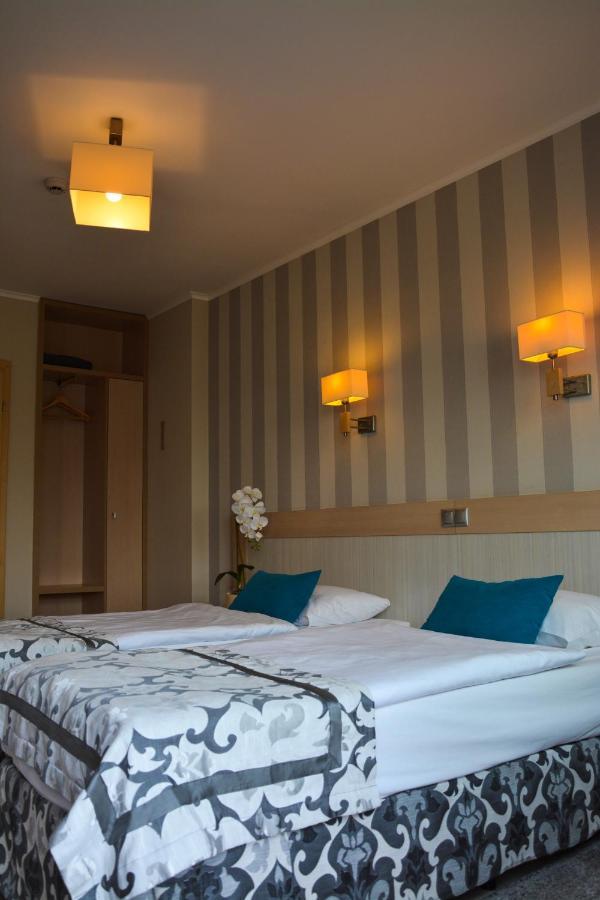 Restauracja 32 Motel Грифіце Екстер'єр фото