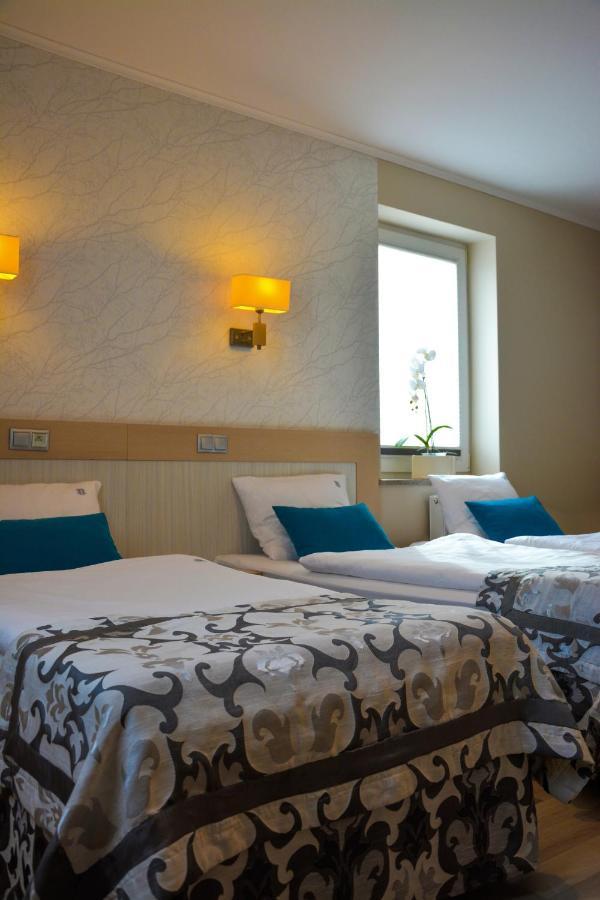 Restauracja 32 Motel Грифіце Екстер'єр фото
